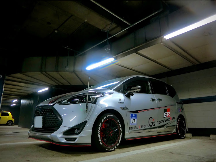 シエンタのスポシエ/Sports SIENTA🏁・コンデジ写真部・天神地下駐車場に関するカスタム事例の投稿画像4枚目