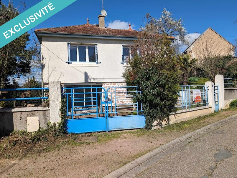 Vente maison 3 pièces 56 m² à Estivareilles (03190), 95 000 €