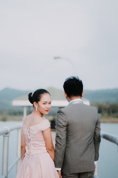 Fotografo di matrimoni Othneil Porsuelo (othneil). Foto del 12 gennaio 2019