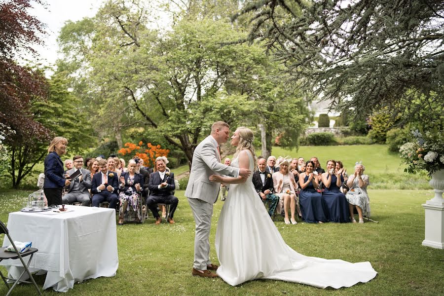 Wedding photographer Claire Tennant (clairetennant). Photo of 30 September 2022