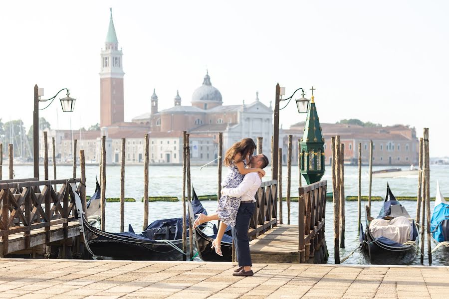 Fotografo di matrimoni Yuliya Miro (yuliamiro). Foto del 3 agosto 2023