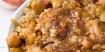 Caramel Apple Pie Oatmeal was pinched from <a href="http://www.delish.com/cooking/recipe-ideas/recipes/a44493/caramel-apple-pie-oatmeal-recipe/" target="_blank">www.delish.com.</a>