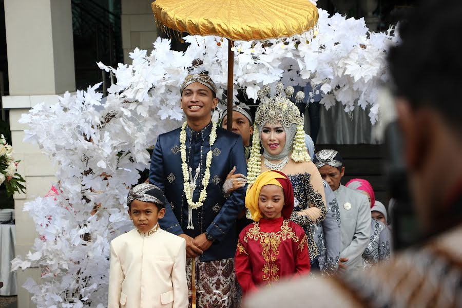 Fotografo di matrimoni Iqbal Farenial (iqbalfarenial). Foto del 19 maggio 2019