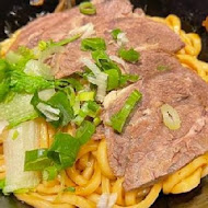 呷霸牛肉麵(新莊店)