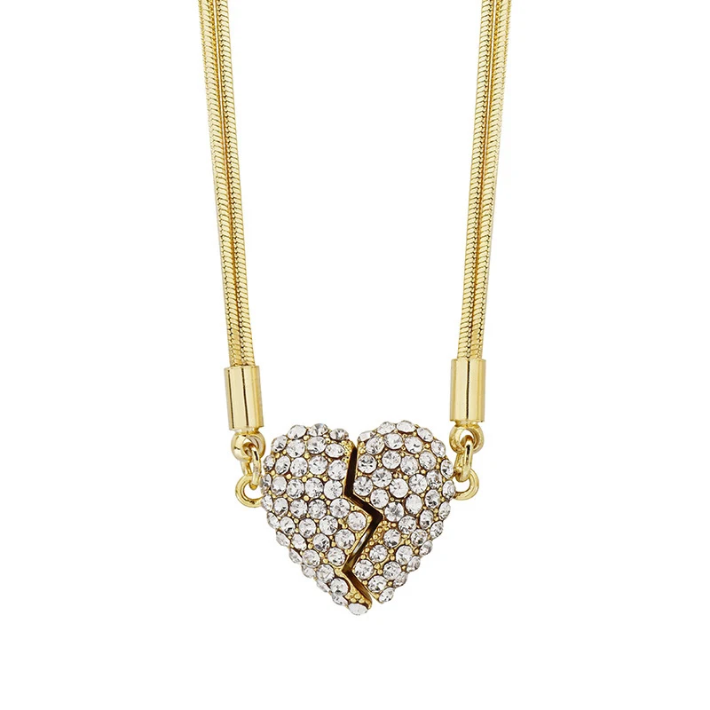 Collier magnétique en forme de cœur avec diamants pour femmes, un bijou élégant qui sublime votre féminité et attire tous les regards, idéal pour toutes occasions.