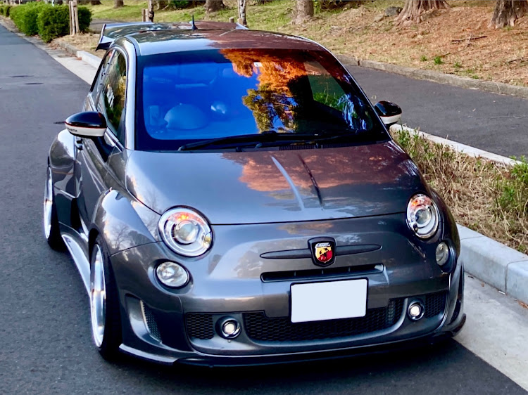 アバルト 595の朝活・紅葉ドライブ・2021ベストショット・11月にエントリーしますに関するカスタム事例の投稿画像1枚目