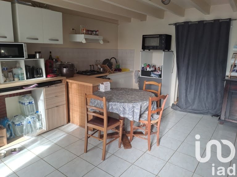 Vente maison 4 pièces 122 m² à Beaulieu-sous-Parthenay (79420), 129 000 €