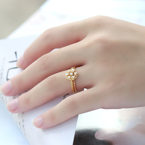 Title 2, Womens Sterling Silver Natural Pearl Baroque T...