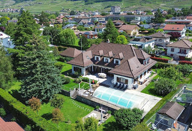 House with pool and terrace 9