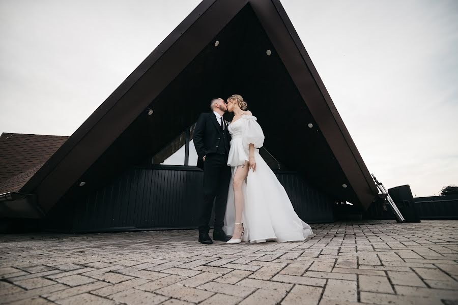 Wedding photographer Sergey Kuzmenkov (serg1987). Photo of 13 November 2023