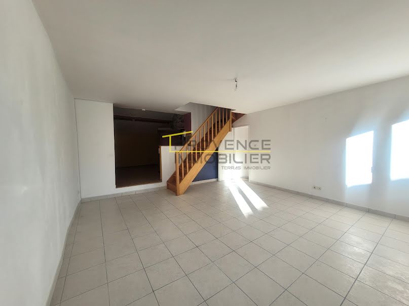 Vente appartement 4 pièces 98.78 m² à Montelimar (26200), 87 000 €