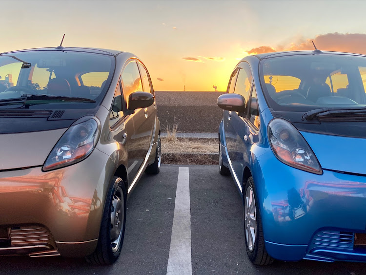 アイの今年初洗車😅・ご近所ドライブ💨💨・青アイ弄り✨・夕陽と富士山✨に関するカスタム事例の投稿画像15枚目