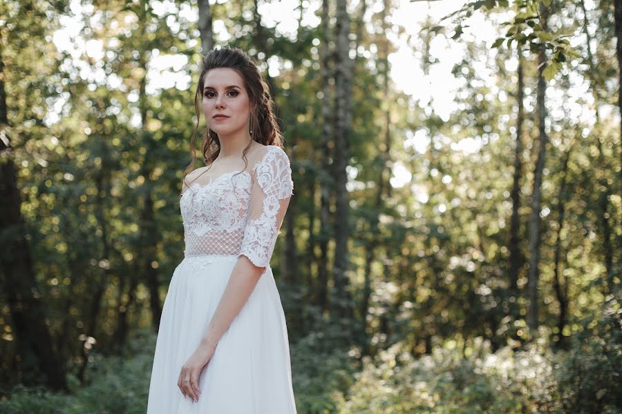 Wedding photographer Dasha Kapitanova (kapitanovafoto). Photo of 18 September 2019