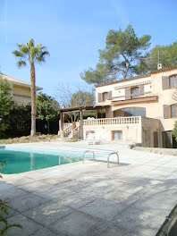 maison à Mougins (06)