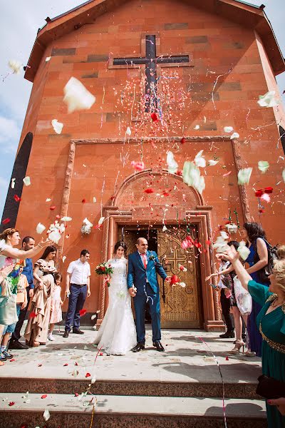 Fotógrafo de bodas Kseniya Eremina (kseniafoto). Foto del 4 de mayo 2016