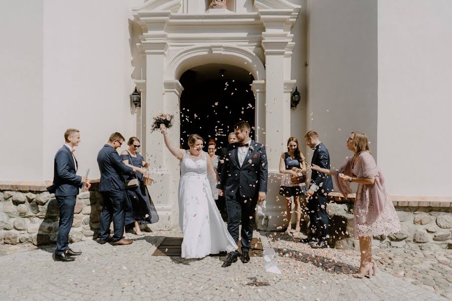 Wedding photographer Anna Frąckowiak (zmyslowyslub). Photo of 24 February 2020