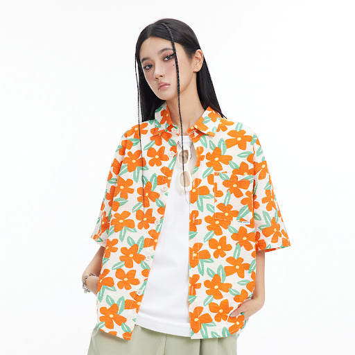 Title 4, Printed Casual Shirt for Men and Women. Experie...