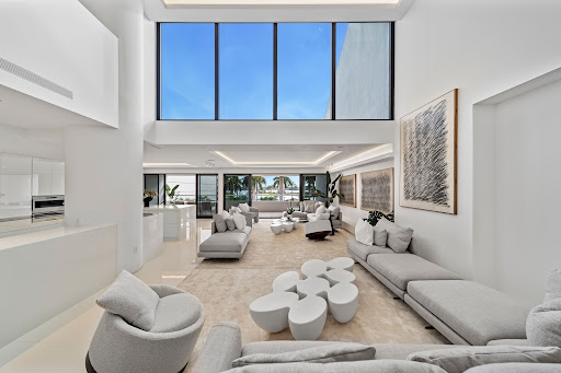 Apartment with pool 4