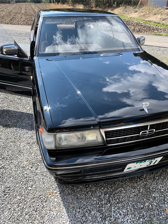 グロリアのy31 グロリア・ドライブ・洗車・ろまんちっく村に関するカスタム事例の投稿画像1枚目
