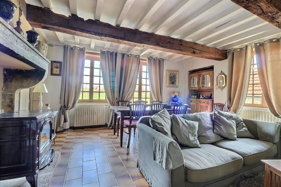 Vente maison 10 pièces 202 m² à La Clayette (71800), 346 000 €