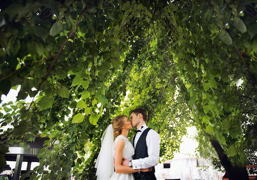 Fotógrafo de casamento Roman Sokolov (sokrom). Foto de 21 de março 2014