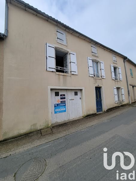 Vente maison 6 pièces 175 m² à Mouilleron-en-Pareds (85390), 147 000 €