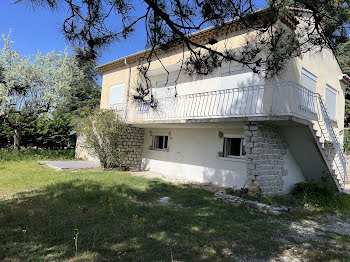 maison à Saint-Saturnin-lès-Apt (84)