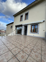 maison à Pérignat-lès-Sarliève (63)