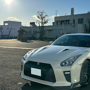 NISSAN GT-R R35