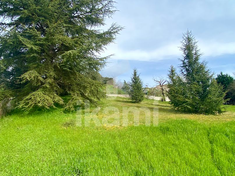 Vente terrain  750 m² à Saint-Uze (26240), 72 000 €