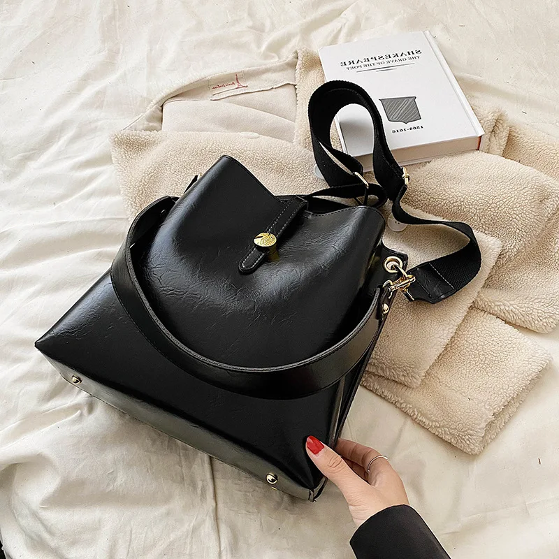Veelzijdige INS dames crossbody tas Nieuwe mode Ruime tas, ideaal voor dagelijks gebruik en een modieuze uitstraling, perfect voor elke outfit