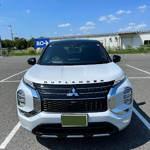 アウトランダーPHEV GN0W