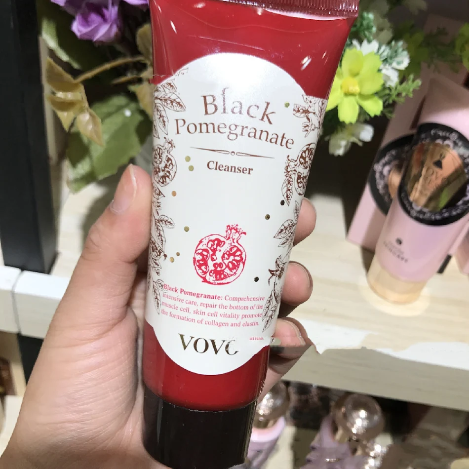 Pomegranate Skin Care Moist Soft Skin Moisturizing Water for hydration, leaving skin soft and supple. Experience deep, l
