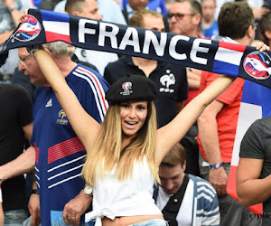 🎥 Franse fans warmen hun stem al op voor de wedstrijd van straks