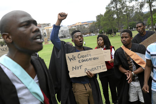 Unemployed graduates marched to the Union Buildingsto demand that the government employ them.