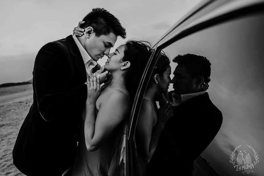 Fotógrafo de casamento Jonatthan Thauma (thaumastudio). Foto de 10 de setembro 2019