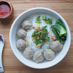 VERMICELLI WITH BEEF BALLS