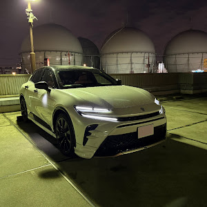 クラウンスポーツ AZSH36W