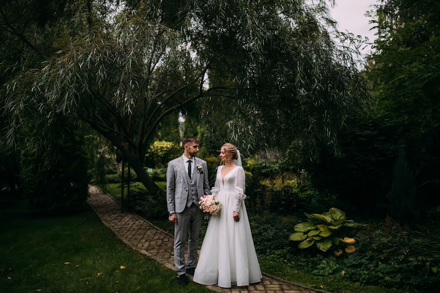 Fotógrafo de casamento Pavel Galashin (galant). Foto de 21 de setembro 2021