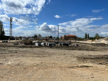 terrain à L'Isle-sur-la-Sorgue (84)