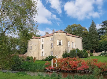 château à Poitiers (86)