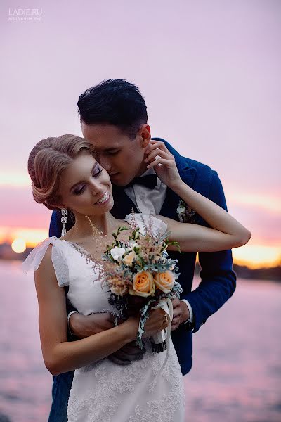 結婚式の写真家Anna Bushueva (ladie)。2014 11月21日の写真