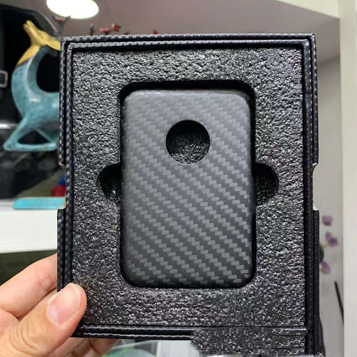 Title 1, Carbon Fiber MagSafe External Battery Protectiv...