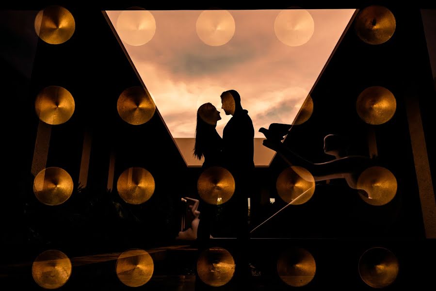 Fotografo di matrimoni Vincent Guérault (vincentguerault). Foto del 23 aprile 2019