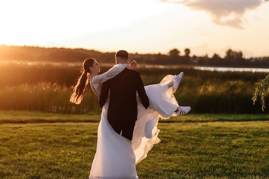 Hochzeitsfotograf Nadezhda Zhizhnevskaya (nadyaz). Foto vom 4. Februar 2022