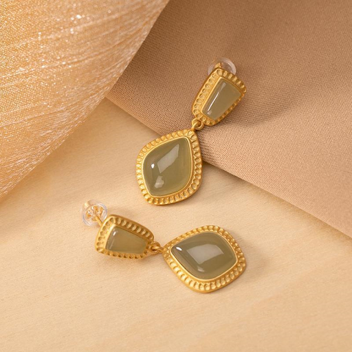 Title 5, Womens Retro Natural Sapphire Earrings — Vinta...