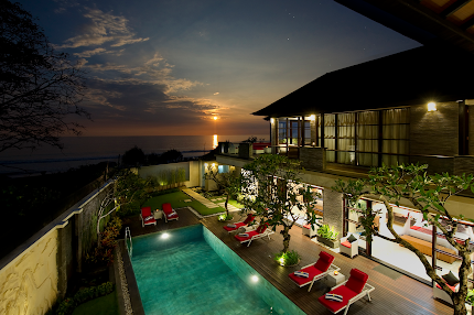 A Luxury Villa on Batubelig Beach