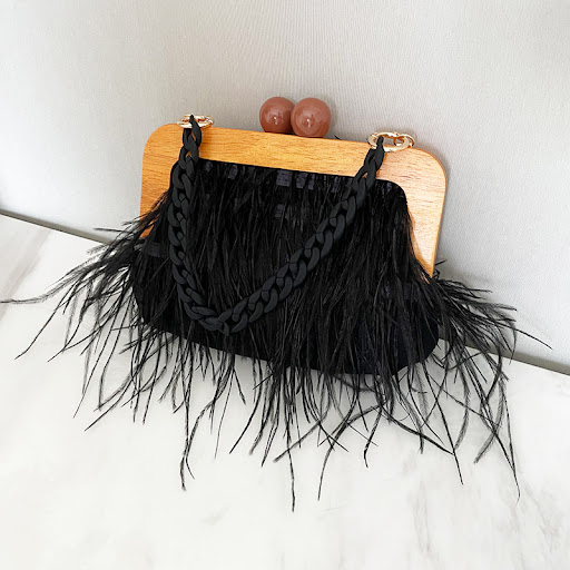 Title 3, Womens Fashion Acrylic Chain Dinner Bag, a sty...
