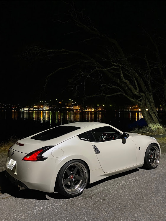 フェアレディZのDISCOVER＋・pickUpCarsに選ばれたい・discover_ct・紅葉と愛車・夜景と愛車に関するカスタム事例の投稿画像1枚目