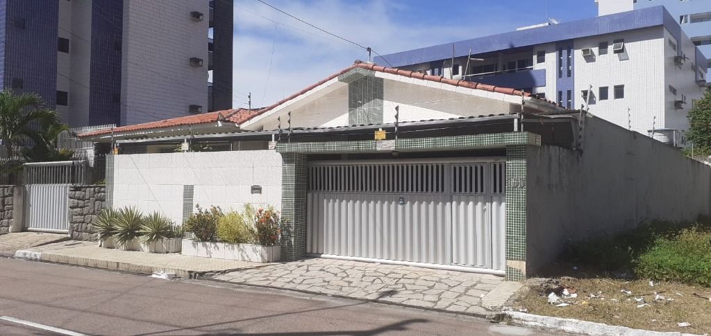 Casa com 4 dormitórios para alugar por R$ 4.500,00/mês - Cabo Branco - João Pessoa/PB